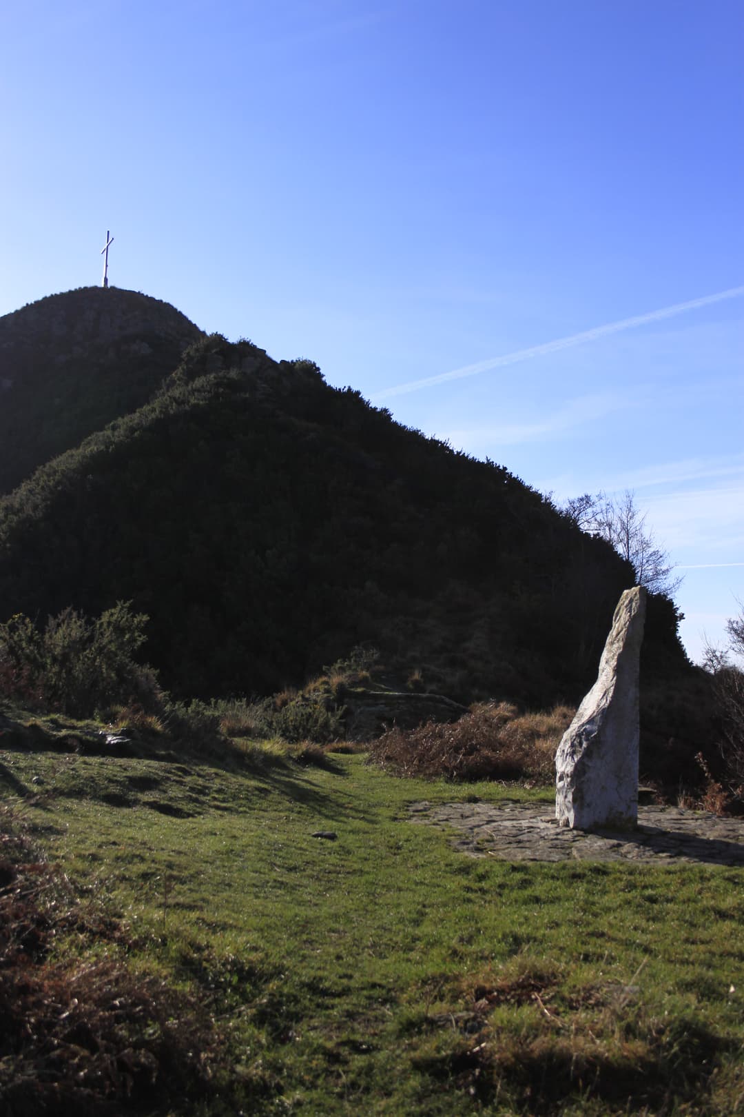 Escursione ad anello Monte Folgorito e la battaglia della Linea Gotica